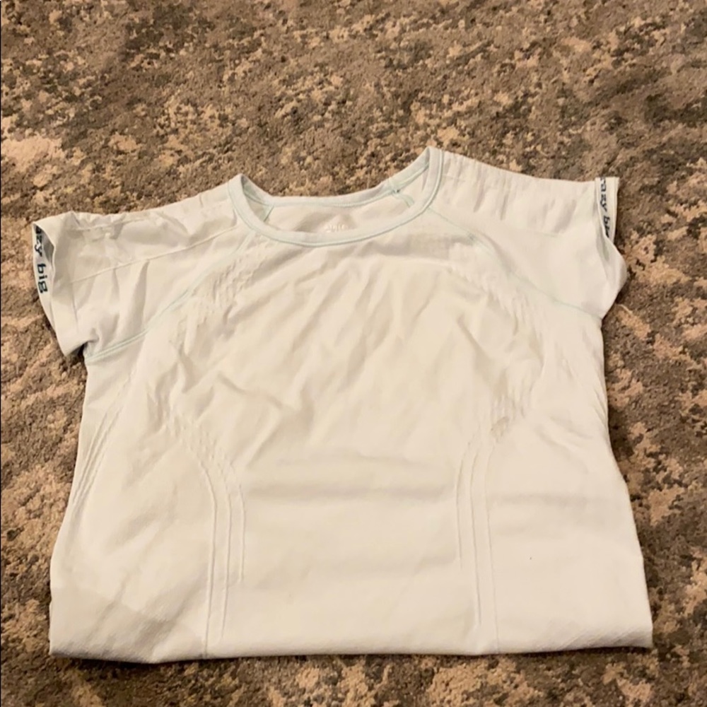 Light baby blue right short sleeve shirt!
